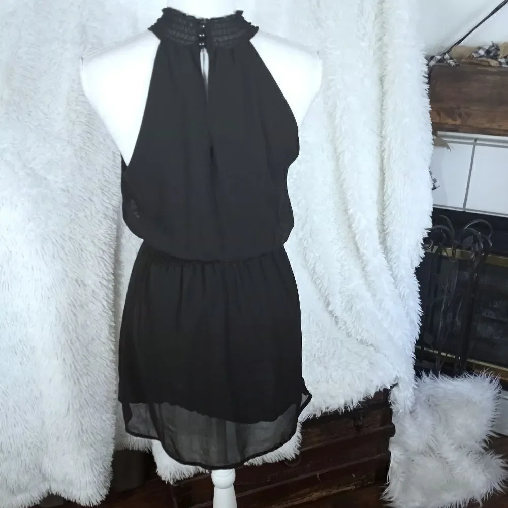 BLACK HALTER KEYHOLE MINI DRESS SZ.S EUC